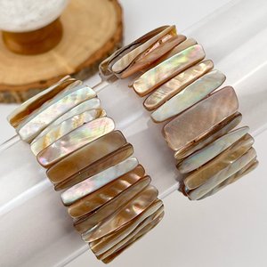 Newest design sea <b>shell</b> bangle <b>bracelet</b> fashion accessories wholesale price seashell bangles - Product Image 1