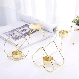 Portavelas en forma de corazón, candelabro de metal, soporte para velas de mesa, decoración romántica para el hogar, centro de mesa para bodas, regalo - Product Image 2