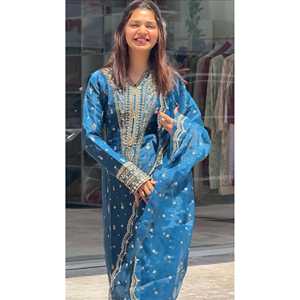 Hermosa Organza Silk Top Bottom & Dupatta Set Heavy Party Wear Conjuntos de mujer - Product Image 4