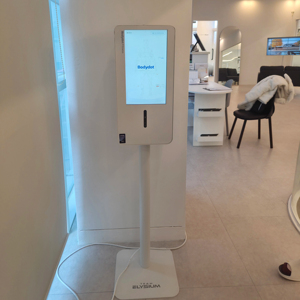 เครื่องวิเคราะห์ร่างกายอัจฉริยะ Bodydot BDF1000 พร้อมระบบ AI ตรวจสอบสุขภาพ โครงอะลูมิเนียมอัลลอยด์ที่ยืดหยุ่น ไม่สามารถพับได้ ติดตามร่างกายแบบเต็มรูปแบบ - Product Image 1