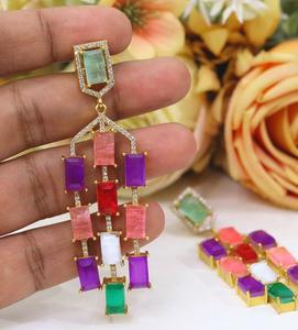 ต่างหูยาวประดับเพชร CZ คุณภาพพรีเมียมเคลือบทอง ดีไซน์หรูหราสำหรับผู้หญิง เหมาะสำหรับงานเลี้ยงตอนเย็น - Product Image 6