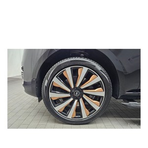 Land Rover Range Rover P530 AB LWB 2024/3, 47.929 km, Caja de Cambios Automática, Asientos de Cuero, Volante a la Izquierda, Cámara Trasera - Product Image 5