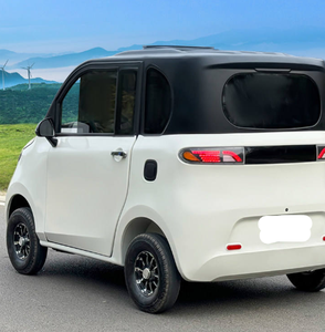 Vehículo Eléctrico de Cuatro Ruedas 2026, Nuevo Scooter Pequeño para Adultos, Totalmente Cerrado, con Aire Acondicionado, Sin Necesidad de Licencia - Product Image 1
