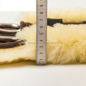 Caballo anatómica circunferencia con piel de oveja caballo equina Furr circunferencia y sólido de a muy bajo precio fabricante en la India - Product Image 3