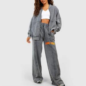 Ensemble de survêtement personnalisé en velours uni surdimensionné avec fermeture éclair pour femme (sweat à capuche et pantalon de jogging) - Product Image 3