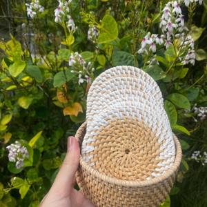 Posavasos Tejido a Mano en Amarillo y Blanco, Ideal para Tazas de Té y Café, Mesa de Comedor y Mesa Auxiliar, Decoración del Hogar, Hecho en India - Product Image 4