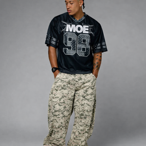 Venta al por Mayor de Camisetas de Fútbol Americano de Malla Oversize para Hombre, Estilo Urbano Negro con Estampado Paisley, Número y Logotipo Personalizados, Fabricante OEM ODM - Product Image 2