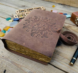 Journal Grimoire en Cuir Gaufré : Livre des Ombres de la Déesse Lunaire - Product Image 3