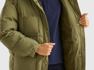 Veste longue matelassée pour femme, résistante à l'eau, avec rembourrage en polyester, chaude et à capuche - Product Image 6