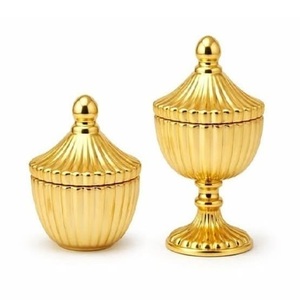 Lámpara de aceite de latón Diwali con quemador de diseño intrincado, hecha a mano, decoración de mesa con forma de árbol, para uso religioso, también ideal para regalo. - Product Image 6