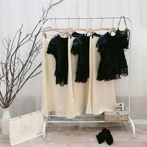 Ensemble deux pièces d'été respirant pour femme, style vintage, en mousseline unie avec nœud, comprenant une blouse et une jupe longue - Product Image 3