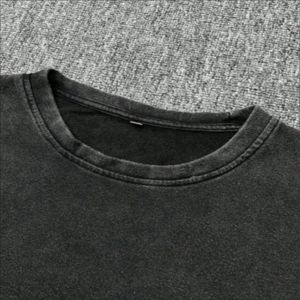Camiseta de Hombre de Algodón Grueso, Estilo Oversize con Hombros Caídos, Estilo Urbano Vintage, Impresión Personalizada de Primera Calidad, Ropa de Moda Urbana - Product Image 4