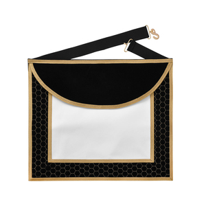 Tablier maçonnique artisanal Rite Écossais en velours noir avec motif brodé à la machine doré et centre en satin blanc, Régalia de Loge personnalisée - Product Image 1