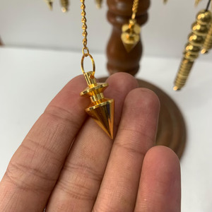 Pendentif de radiesthésie en laiton poli MUNTAHA AGATE de qualité supérieure, écologique, pour la décoration intérieure, la guérison énergétique et le Reiki (vente en gros) - Product Image 1