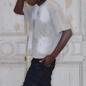 OEM ODM เสื้อผ้าฝ้ายถัก 100% น้ำหนัก 200gsm ทรงปกติ พิมพ์ลายดิจิตอลตามสั่ง ล้างสีซันเฟด ขาดรุ่ย สไตล์ฮิปฮอป - Product Image 6