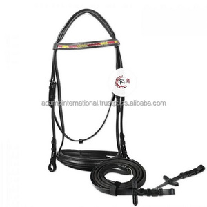 Bride de chasseur en cuir beige avec logo personnalisé pour l'équitation 4 rangées de cristaux blancs sur le muserolle frontal - Product Image 4