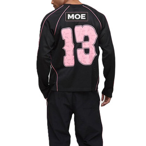 Maillot de football américain personnalisé avec logo sur mesure, T-shirt streetwear col en V ample, Maillots de football de haute qualité par sublimation - Product Image 2