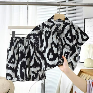 Traje Infantil Nuevo de Manga Corta, Pantalones Cortos y Camisa, Dos Piezas, Estilo Playa, Ropa de Bebé para Niño, Ropa de Verano para Niños, Venta al por Mayor - Product Image 4