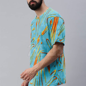 Camiseta cómoda de gran tamaño para hombre, diseñada para un estilo de vida activo y para el uso diario relajado. Camiseta de gran tamaño. - Product Image 2