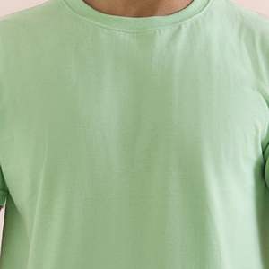 T-shirt personnalisé 35% coton 65% polyester, logo vierge personnalisé, streetwear, impression numérique, OEM ODM, design de marque personnalisé - Product Image 2