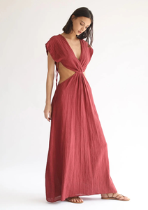 Robe longue bohème en gaze de coton marron pour femme, éco-responsable, à franges, col en V profond, coupe ample, style kaftan, pour l'été et la plage - Product Image 3