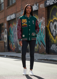 Blouson universitaire Rebel Squad pour homme, vert, manches en cuir PU, streetwear, design patchwork, logo appliqué sur le devant, col rabattu, automne - Product Image 5