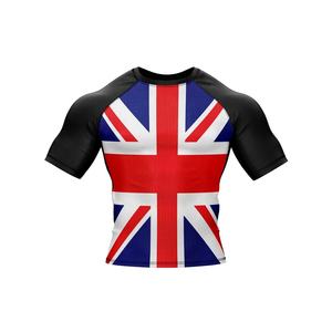 เสื้อรัดกล้ามเนื้อแขนยาวสีดำสำหรับผู้ชาย MMA แห้งเร็ว ผลิตจากโพลีเอสเตอร์ เหมาะสำหรับออกกำลังกาย ออกแบบลายพิมพ์แบบ Sublimation ได้ตามต้องการ เสื้อรัดกล้ามเนื้อสำหรับผู้ชายสำหรับ MMA - Product Image 1