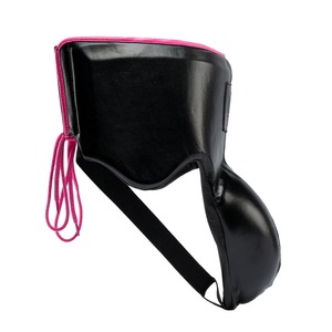 Ensemble d'équipement de boxe en cuir Yamu Pro : casque, gants, protège-glandes, rose - Product Image 3