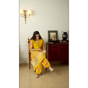 Beau haut-bas et ensemble Dupatta fantaisie pour femmes pour les fêtes - Product Image 3