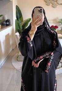 Abaya Negra de Manga Larga para Mujer, Estilo Modesto, Cuello Alto, Color Sólido, Corte Regular, Uso Diario, Oración del Eid, Estilo de Medio Oriente - Product Image 2