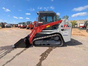 Excavatrice hydraulique d'occasion haute performance de 3 tonnes avec chenilles en caoutchouc et fonction d'oscillation latérale pour l'aménagement paysager et le nivellement - Product Image 4