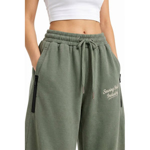 Pantalon de survêtement large pour femme avec taille haute élastique et cordon de serrage ajustable, pantalon de survêtement ample pour femme, logo brodé personnalisé - Product Image 4