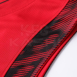 Uniforme de Baloncesto sin Mangas Ligero y Transpirable, Material 100% Poliéster Duradero, Cintura Elástica para Máxima Comodidad - Product Image 3