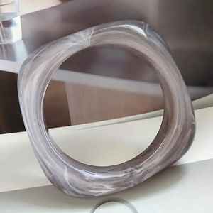 Bracelets larges ouverts tendance pour femmes, vente en gros personnalisée - Product Image 2