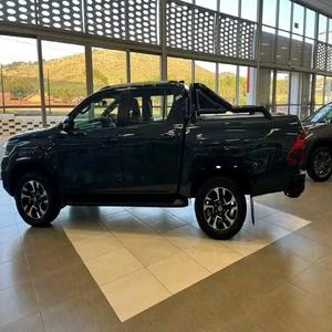 Camioneta Toyota Hilux 4X4 USADA en Venta / Hilux Pick-Up en Venta, Disponible con Volante a la Izquierda y a la Derecha - Product Image 6