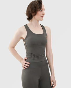 เสื้อครอปแขนสั้นคอกลมไซส์ XL สำหรับผู้หญิง ทรงเข้ารูปปานกลาง ติดกระดุม  ผลิตตามสั่ง เป็นมิตรต่อสิ่งแวดล้อม ระบายอากาศได้ดี แห้งเร็ว ผ้าถักเนื้อแน่น - Product Image 2