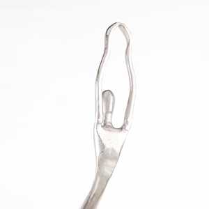Modern Aluminium <b>Figurative</b> Sculpture 28.5 Inch Tall Handmade Artistic Tabletop Decor Living Room Jaffs Exports JE2042 - Product Image 3