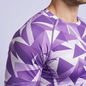 Maillot de sport OEM personnalisé pour homme, à manches courtes, compressif, extensible, pour la gym et l'entraînement, vêtement de performance athlétique - Product Image 2
