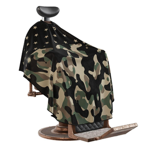 HYSAF APPARELS CO Capa de Peluquería Profesional Negra Ajustable con Logotipo Personalizado, Resistente al Agua, de Poliéster - Product Image 2