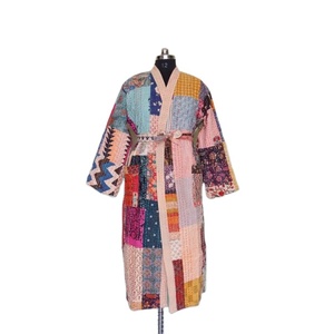 เสื้อแจ็กเก็ตผ้าทอสไตล์อินเดียสำหรับผู้หญิง,เสื้อแจ็กเก็ต Kantha สวยงามสำหรับใส่ทำงานงานเย็บปะหลายสี
