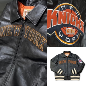 Chaqueta de Cuero de Invierno Kith X Knicks Avirex con Bordado de Precisión en la Parte Delantera |   Producción de Marca Privada OEM/ODM - Product Image 1