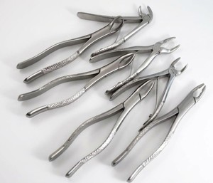 Ensemble de 7 forceps d'extraction dentaire en acier inoxydable allemand, instrument d'extraction dentaire pédiatrique pour la chirurgie dentaire - Product Image 5
