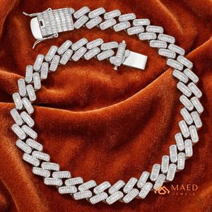 สร้อยคอเงินแท้ 925 ประดับมอสซาไนต์ ดีไซน์แบบ Cuban Link  เครื่องประดับแฟชั่นสำหรับผู้หญิงและผู้ชาย  สไตล์นิวยอร์ก  งานจิวเวลรี่คุณภาพสูง ดีไซน์หรูหรา - Product Image 3