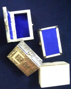 Handcrafted Brass Gold-Plated Embossed Antique Design Dry Fruit <b>Gift</b> <b>Box</b> Decorative Indian Wedding Worship <b>Small</b> - Product Image 5