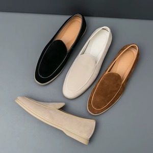 Mocassins en daim tendance pour hommes et femmes, chaussures plates à enfiler, design mocassin pour le bureau, les mariages, les saisons printemps-hiver - Product Image 1