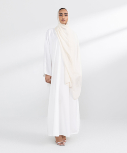 Abayas pour femmes, vêtements décontractés personnalisés, fabricant de vêtements décontractés pour l'hiver et le printemps, vente en gros de vêtements islamiques pour femmes, abayas sur mesure - Product Image 1