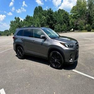Toyota Highlander d'occasion en excellent état, sans accident, historique impeccable, prix abordable, meilleure offre, prête à rouler - Product Image 2