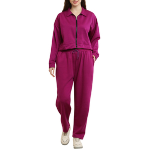 Conjunto Deportivo Corto para Mujer al por Mayor, Sudadera Corta con Hombros Caídos y Estampado Personalizado de Manga Larga y Pantalones para Invierno - Product Image 4