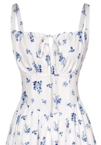 Robe maxi à imprimé floral blanc et bleu personnalisée pour femmes |   Robe d'été en coton tissé à bretelles spaghetti, col noué et taille haute - Product Image 2