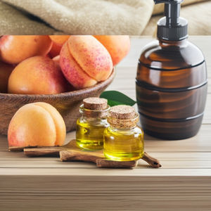 น้ำมัน Prunus armeniaca ธรรมชาติบริสุทธิ์100% เกรดเภสัชกรรมเหลวมีจำหน่ายในขนาดแพ็ค25kgs และ100kgs - Product Image 2